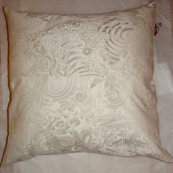 Jean Paul Gaultier Sagesse Serpent Beige Decorative Pillow - Picture 4 of 5